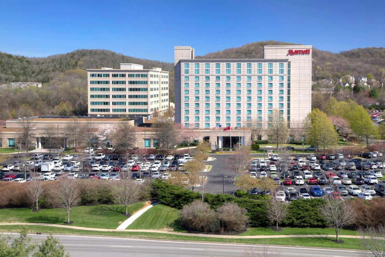 Отель Franklin Marriott Cool Springs Экстерьер фото