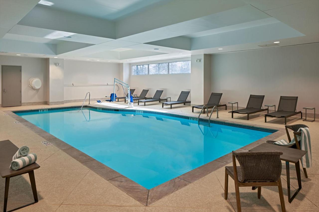 Отель Franklin Marriott Cool Springs Экстерьер фото