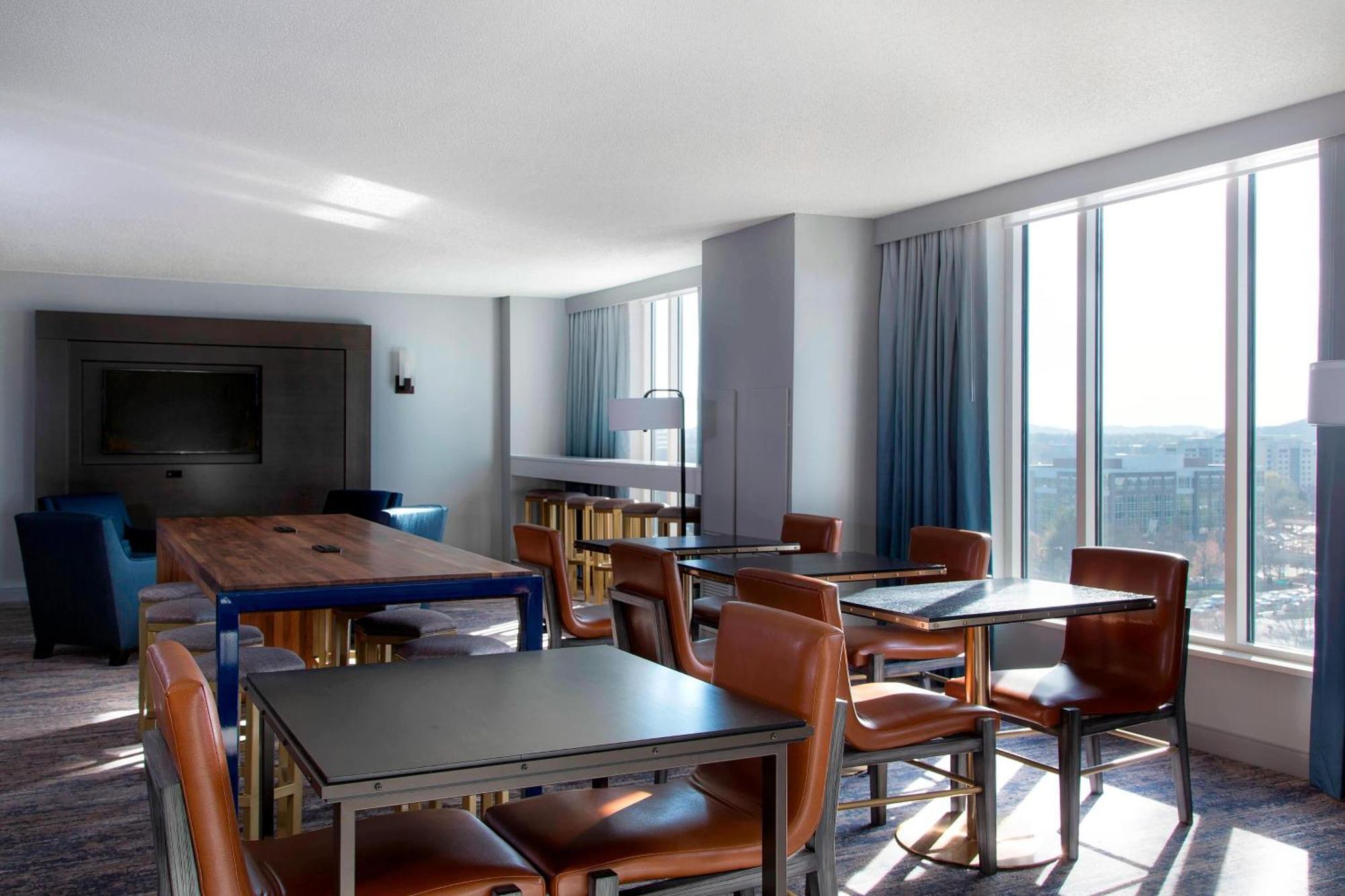 Отель Franklin Marriott Cool Springs Экстерьер фото