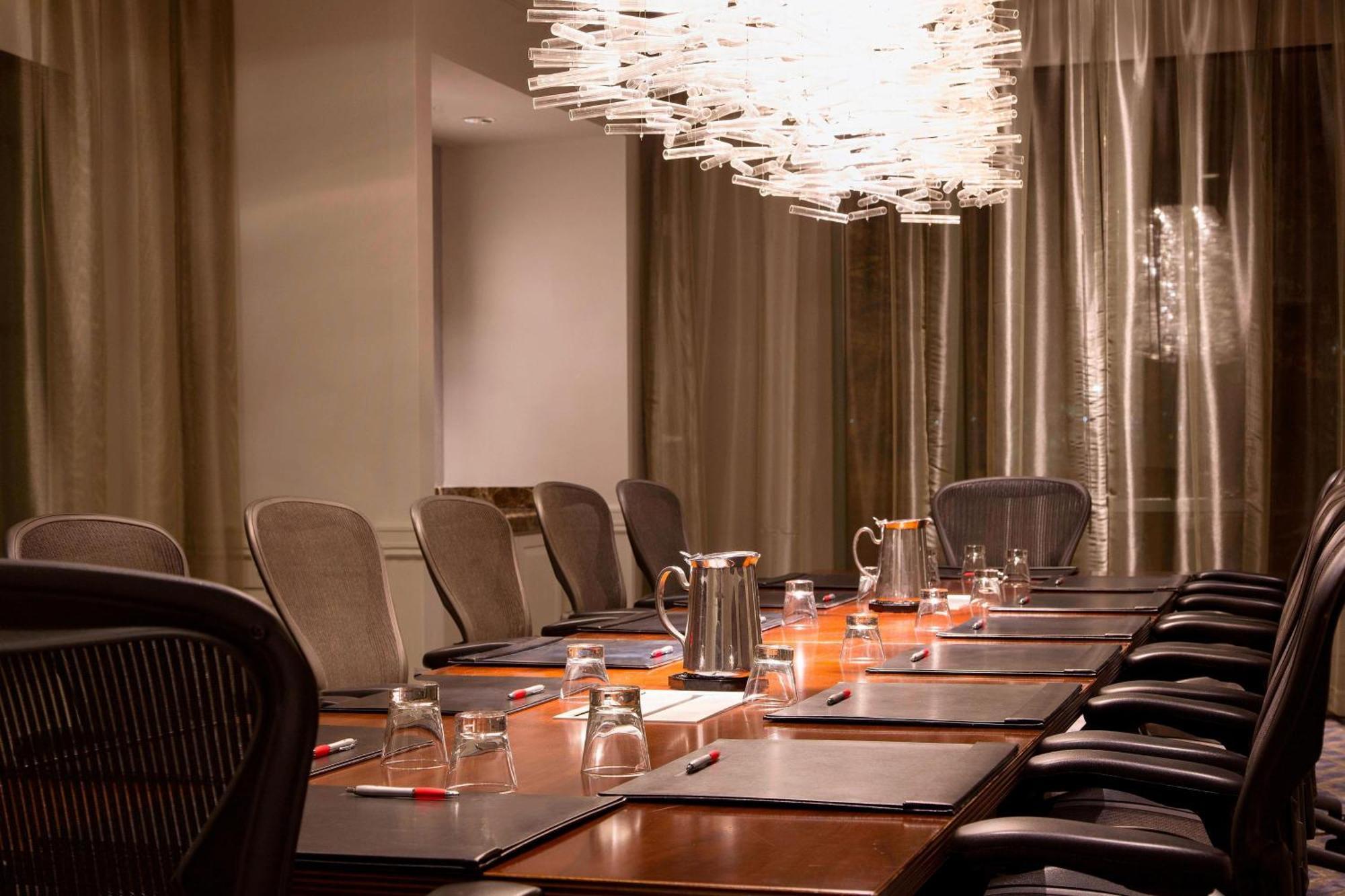 Отель Franklin Marriott Cool Springs Экстерьер фото